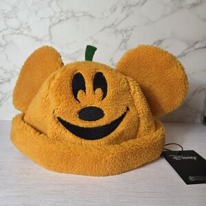 Cakeworthy Mickey Pumpkin Sherpa Beanie